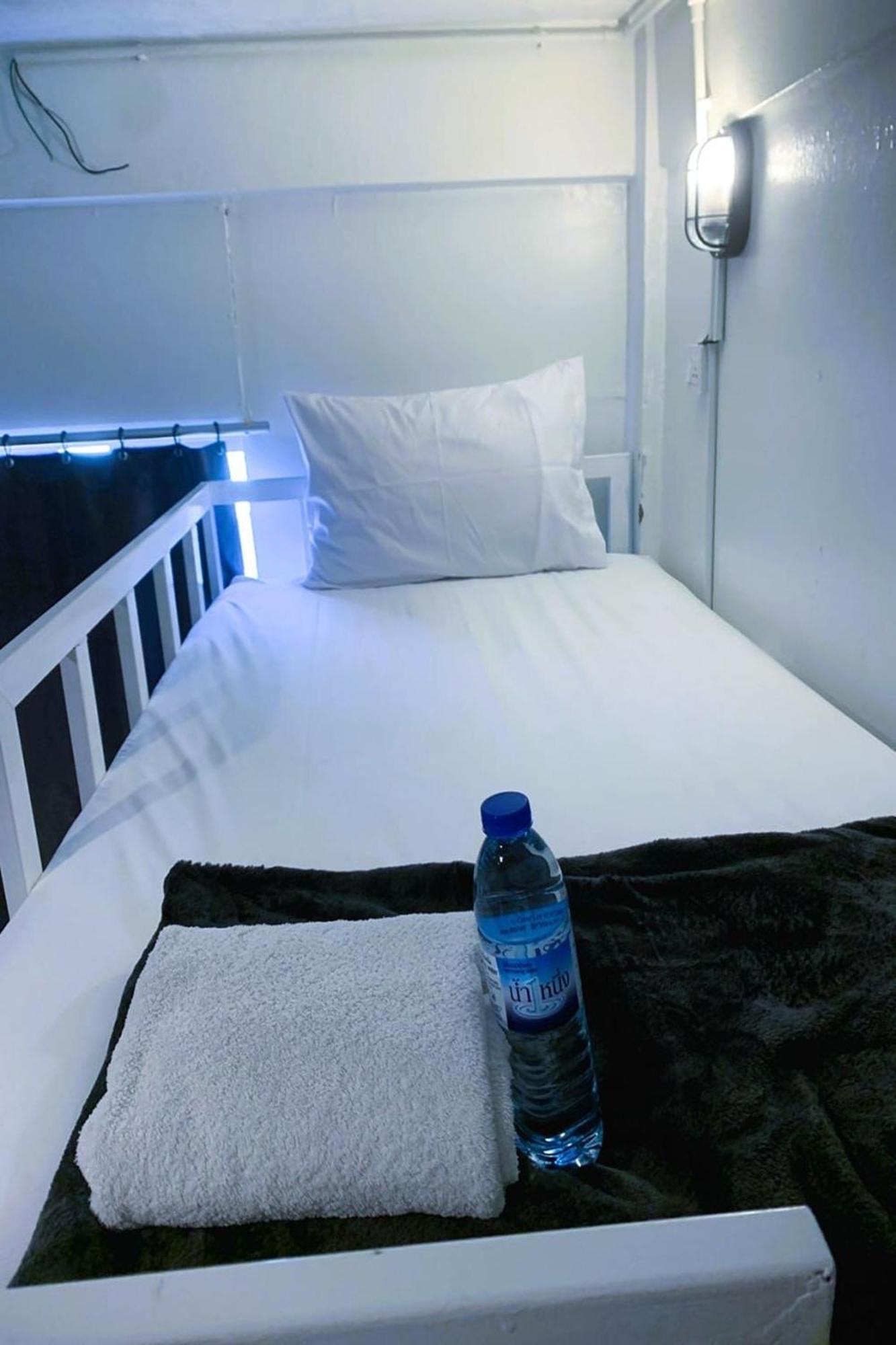 Hotel Remember @ Phuket Town Esterno foto