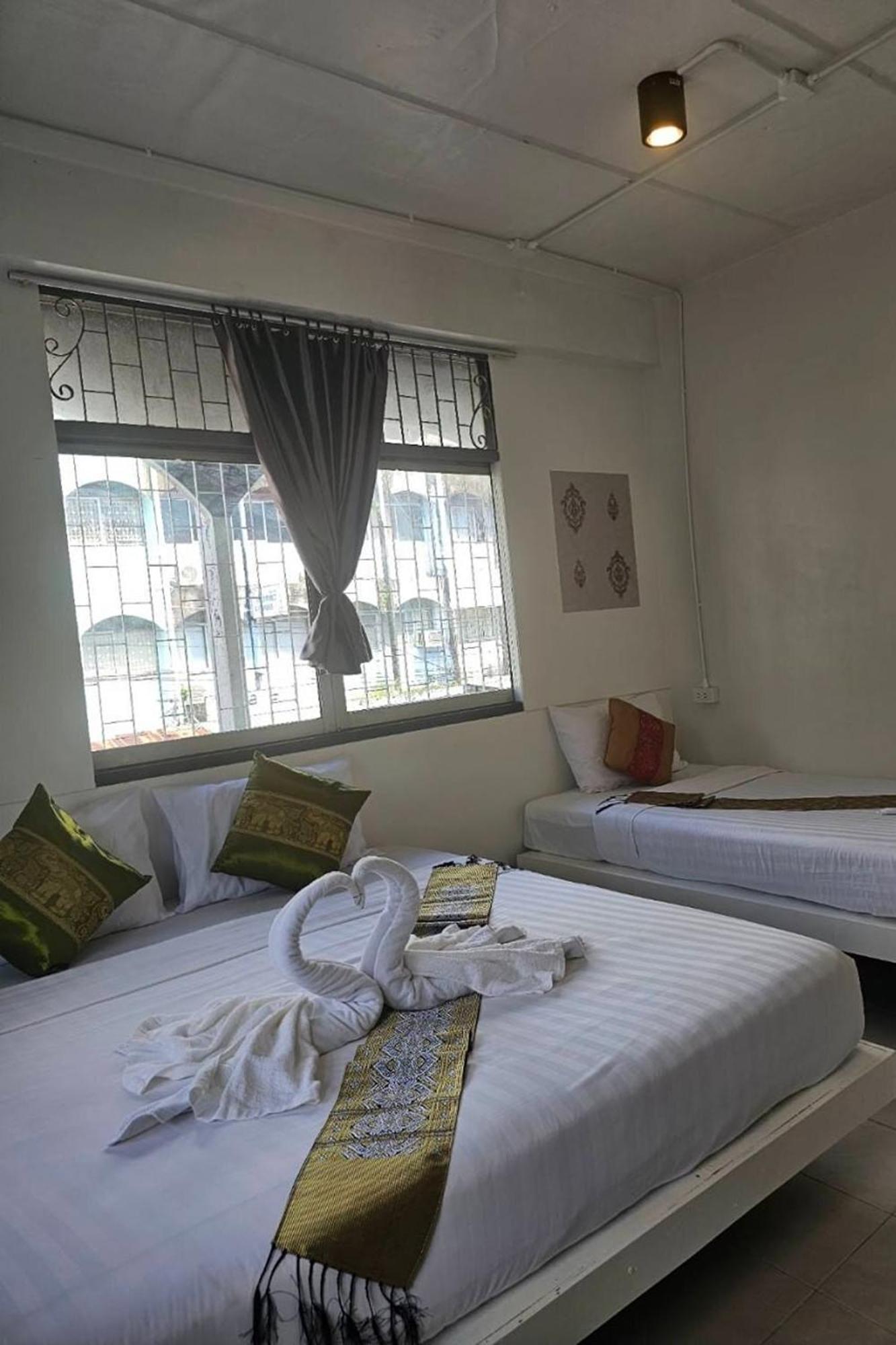 Hotel Remember @ Phuket Town Esterno foto