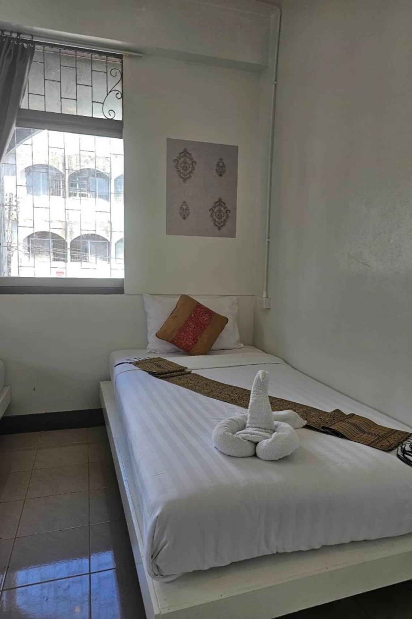Hotel Remember @ Phuket Town Esterno foto