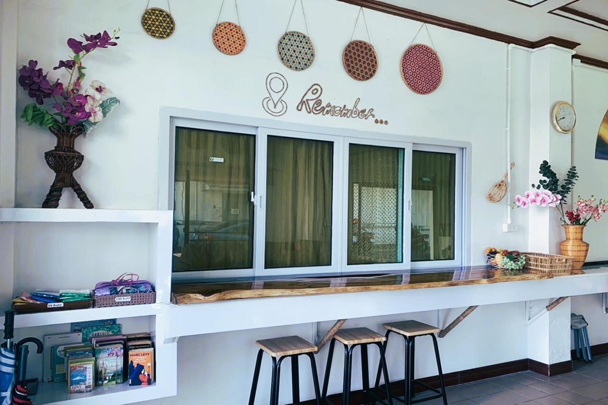 Hotel Remember @ Phuket Town Esterno foto